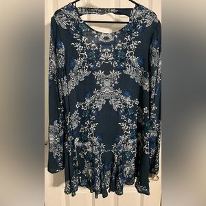 NWT Free People Flowy Top